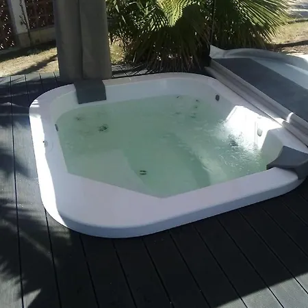 Sea Breeze - Costabella Holiday home